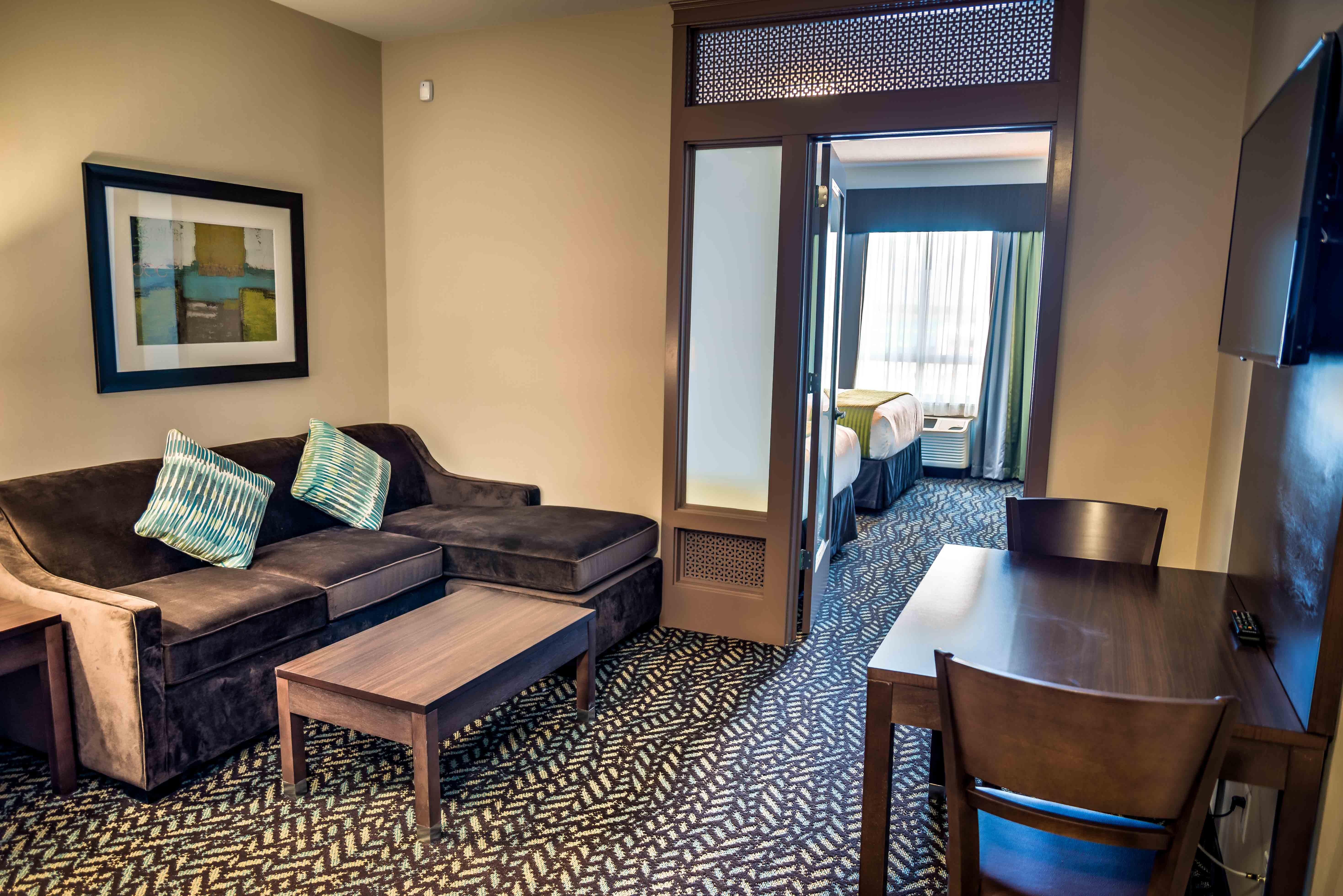 Holiday Inn Express & Suites Spruce Grove - Stony Plain By Ihg Ngoại thất bức ảnh