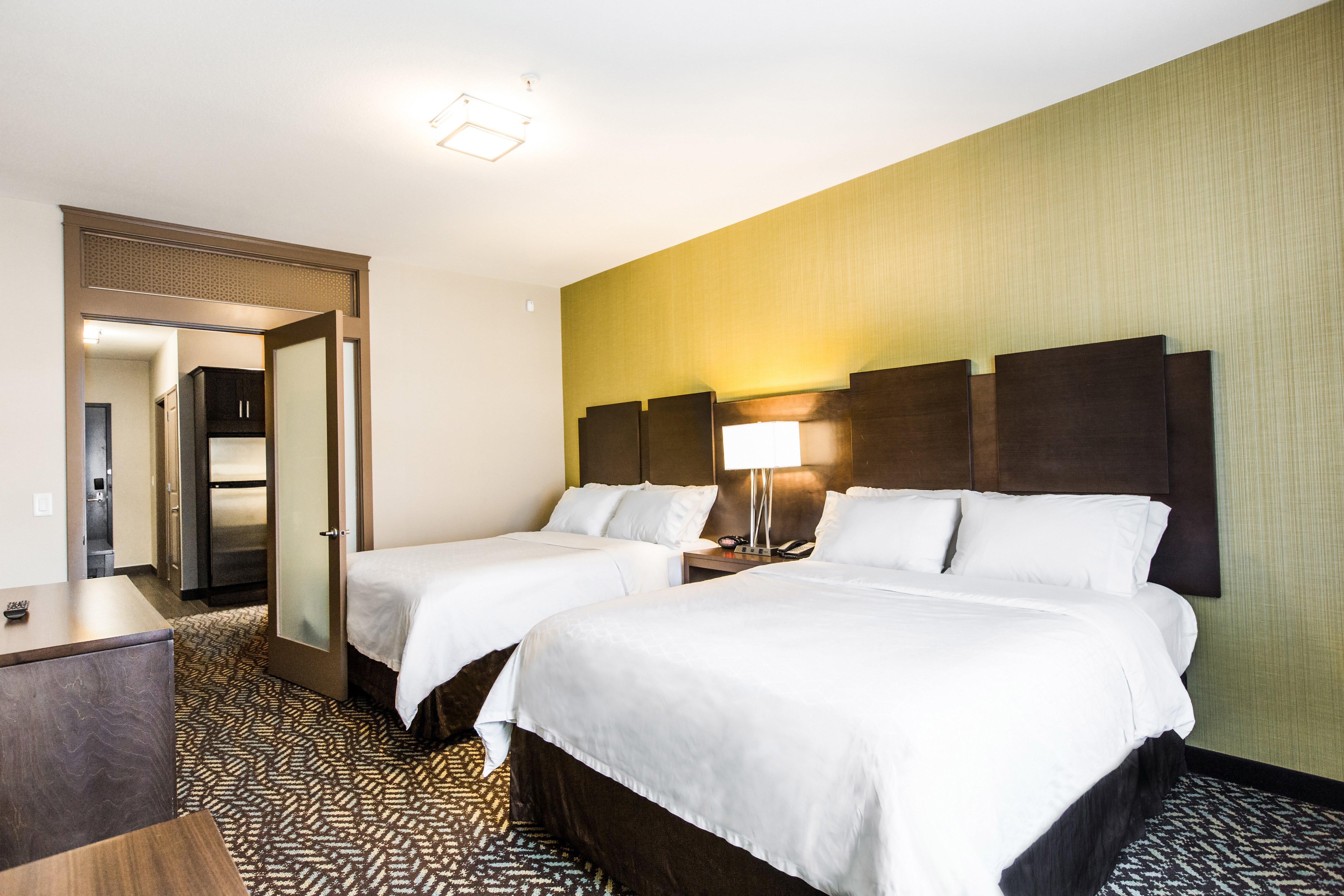Holiday Inn Express & Suites Spruce Grove - Stony Plain By Ihg Ngoại thất bức ảnh