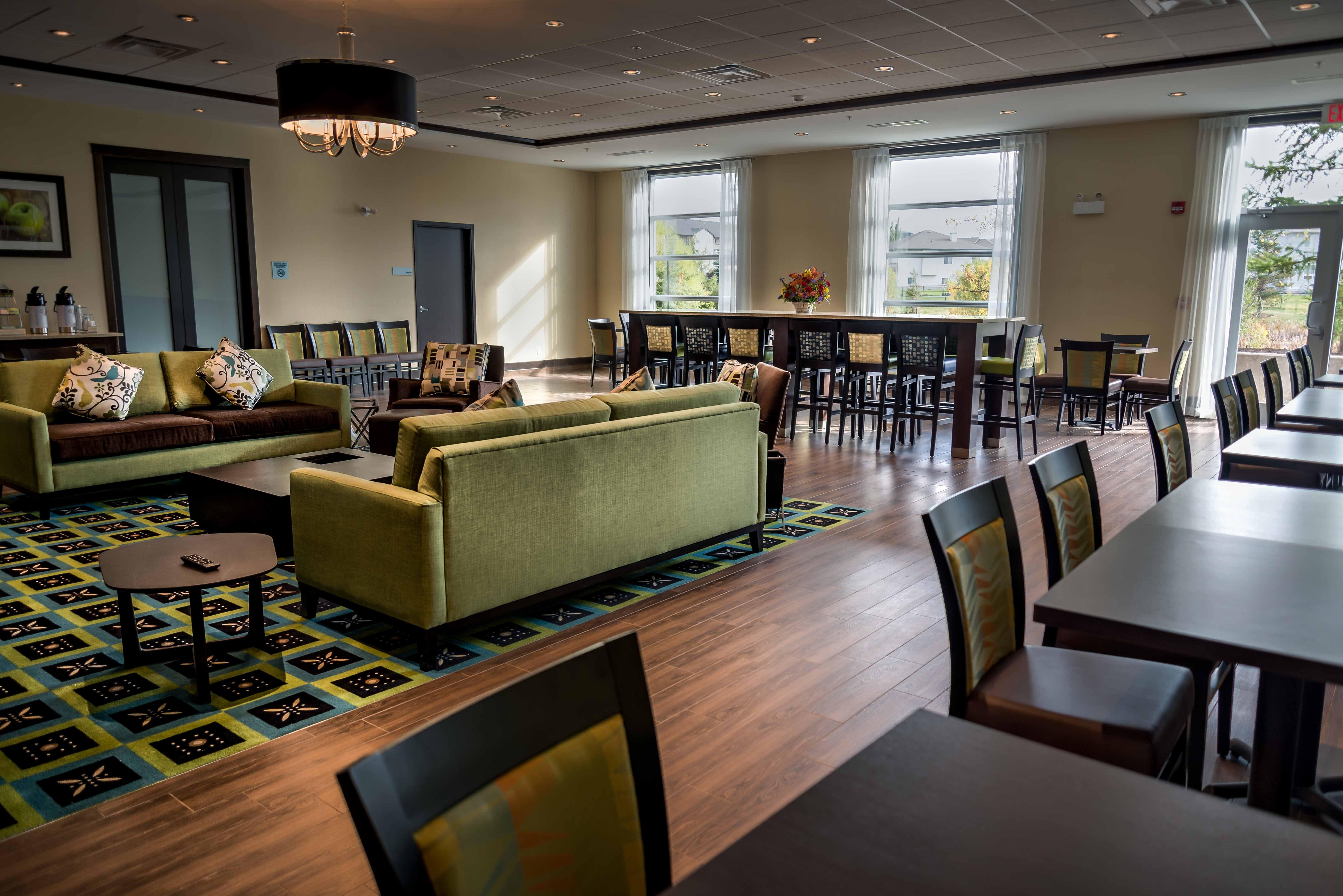 Holiday Inn Express & Suites Spruce Grove - Stony Plain By Ihg Ngoại thất bức ảnh